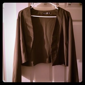 Cropped jacket